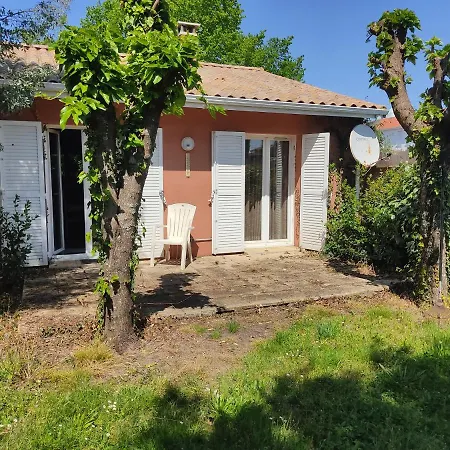 别墅 La Maison D'olga 居让梅斯特拉